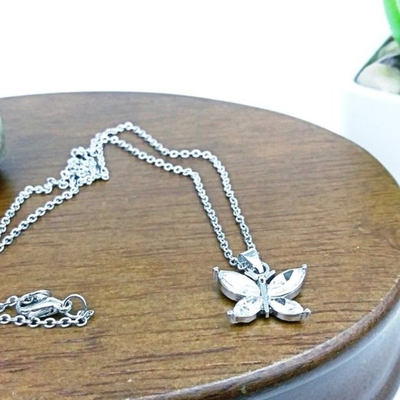 Harriet Ave Jewels Jewelry - Rhinestone butterfly charm & silver tone n…
